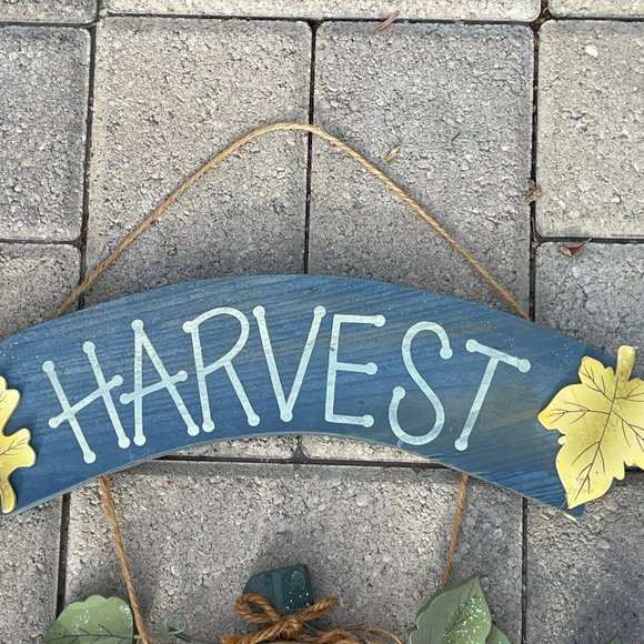 Wooden Harvest Sign - Picture 5 of 5